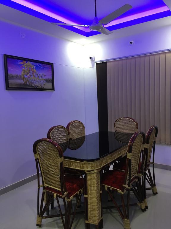 Rams Guest House Near Lulu Mall Thiruvananthapuram Εξωτερικό φωτογραφία