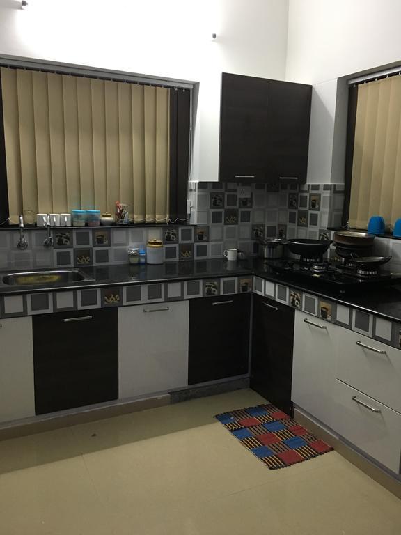Rams Guest House Near Lulu Mall Thiruvananthapuram Εξωτερικό φωτογραφία