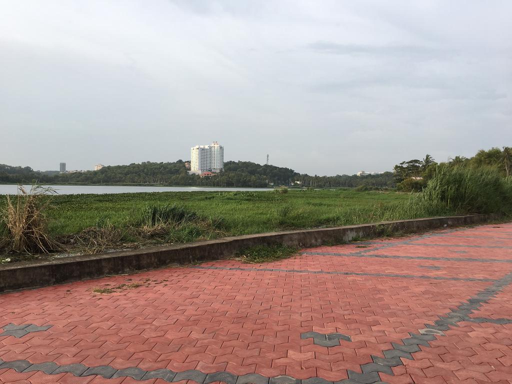 Rams Guest House Near Lulu Mall Thiruvananthapuram Εξωτερικό φωτογραφία