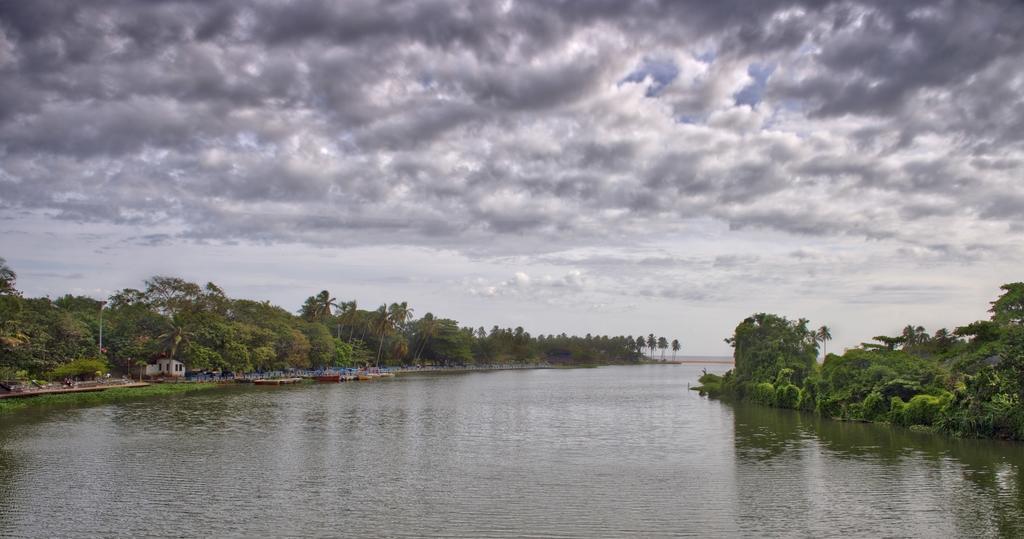 Rams Guest House Near Lulu Mall Thiruvananthapuram Εξωτερικό φωτογραφία